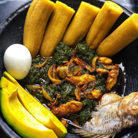 Ampesi & Kontomire Stew